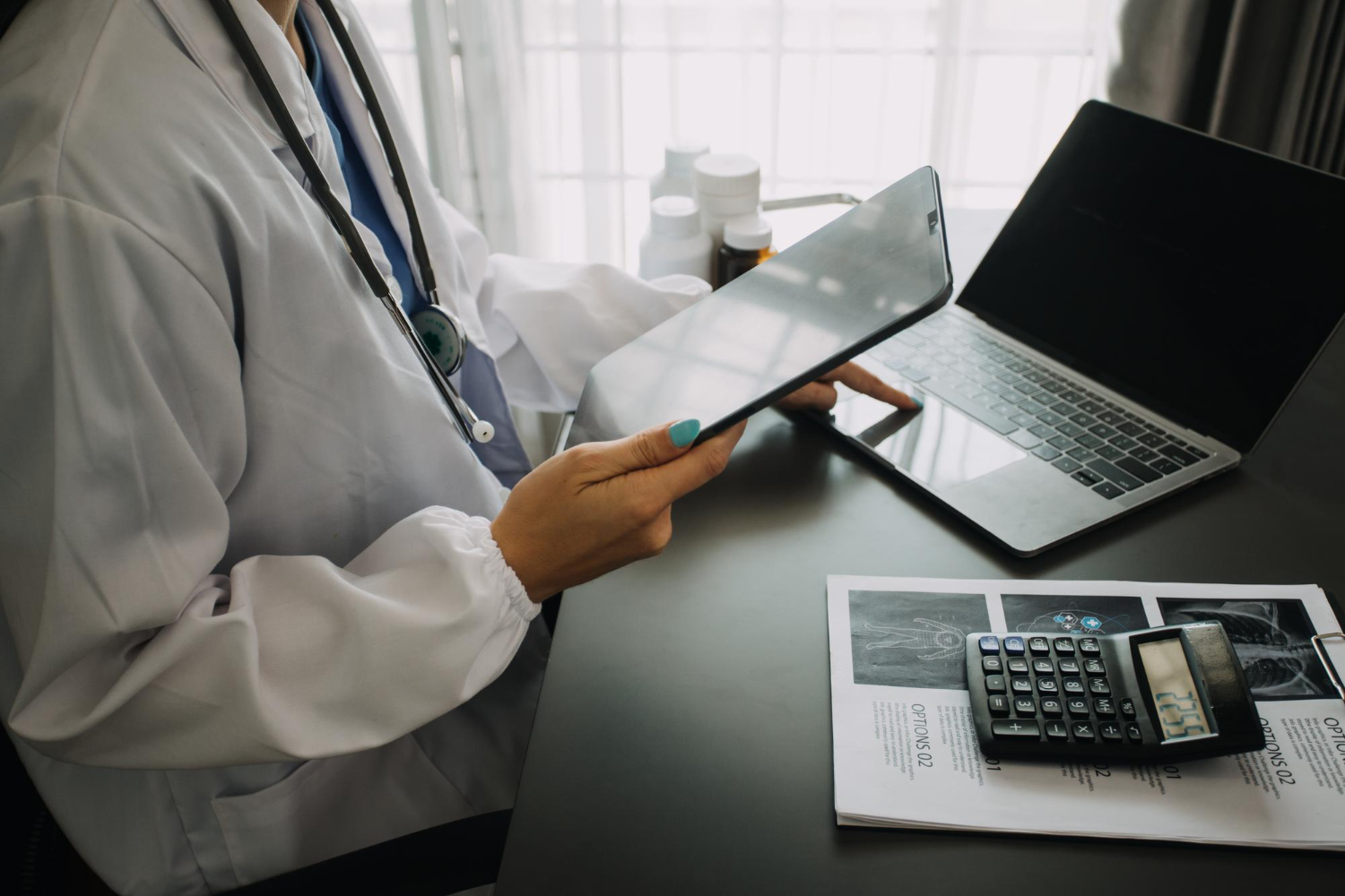 Clínicas médicas e a Reforma Tributária: como evitar aumento de impostos na nova sistemática